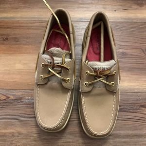 NWT Classic Sperry Boat Shoes